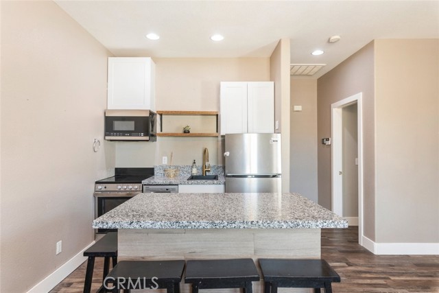 18265 Fort Lauder Lane, Perris CA: https://media.crmls.org/medias/5527c96a-63fd-4459-ac1e-f102bfd0639b.jpg