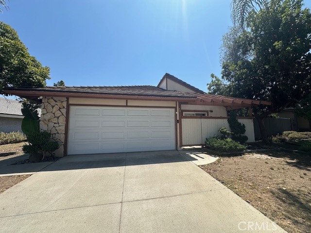 76 Ilex Drive, Newbury Park CA: https://media.crmls.org/medias/5527ca8d-59b7-4e06-9707-acb30cc8c2bb.jpg