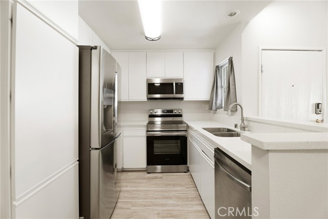 2 Bed Home for Sale in Saugus, California