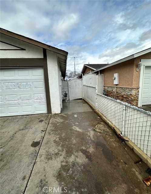 4747 E Kaviland Avenue, Fresno, CA, 93725 4747 E Kaviland Avenue, Fresno, CA, 93725