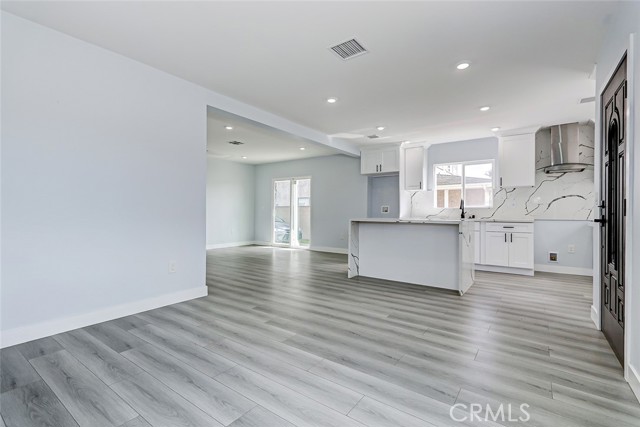 Detail Gallery Image 7 of 28 For 15404 S Catalina Ave, Gardena,  CA 90247 - 4 Beds | 2 Baths