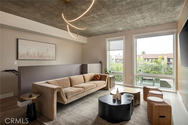 Detail Gallery Image 1 of 1 For 380 Cordova St #411,  Pasadena,  CA 91101 - 2 Beds | 2 Baths