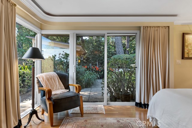 Detail Gallery Image 32 of 67 For 16700 Bosque Dr, Encino,  CA 91436 - 3 Beds | 2/1 Baths