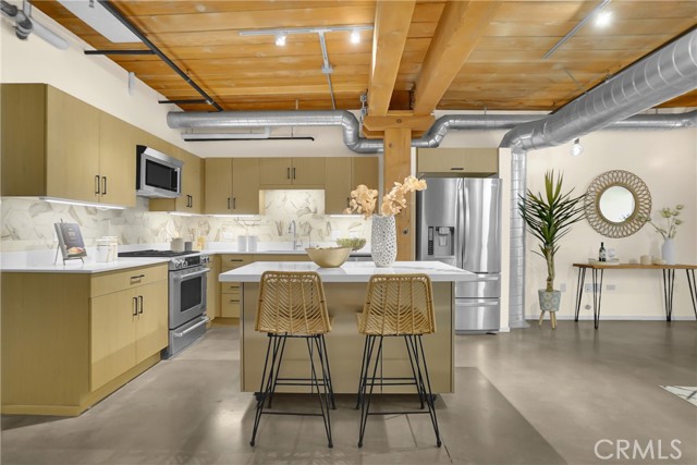 Detail Gallery Image 8 of 56 For 530 S Hewitt St #146,  Los Angeles,  CA 90013 - 2 Beds | 2 Baths