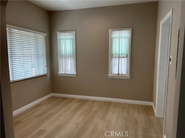 2249 Harwood Street, Los Angeles CA: https://media.crmls.org/medias/552bd79b-4f8d-4d89-b729-fb117a1c810e.jpg