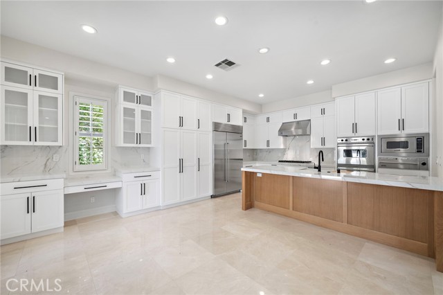 21 CATANIA, Newport Coast CA: https://media.crmls.org/medias/552cb5d1-5603-4a89-942c-f1c8d2af6fdf.jpg