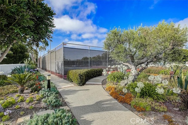 Detail Gallery Image 30 of 32 For 24086 Avenida Corona #34,  Dana Point,  CA 92629 - 4 Beds | 2/1 Baths