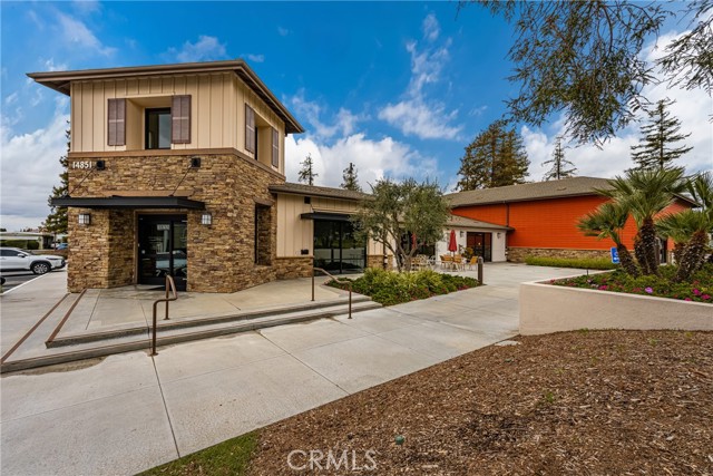 14851 Jeffrey, Irvine CA: https://media.crmls.org/medias/552d7154-c40e-404d-9189-97e3b50ed2fd.jpg