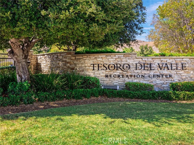 28911 Mirada Circulo, Valencia CA: https://media.crmls.org/medias/552d86a2-11de-4327-bc9f-fc16718b52ae.jpg