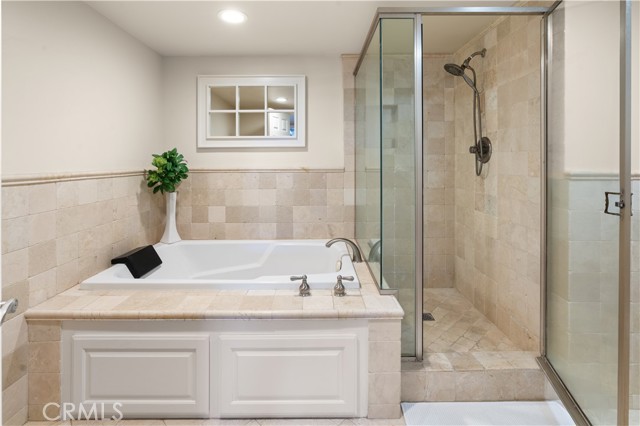 19 Coraltree Lane, Rolling Hills Estates CA: https://media.crmls.org/medias/552dc566-7b6f-4217-8932-8740db7e2d20.jpg