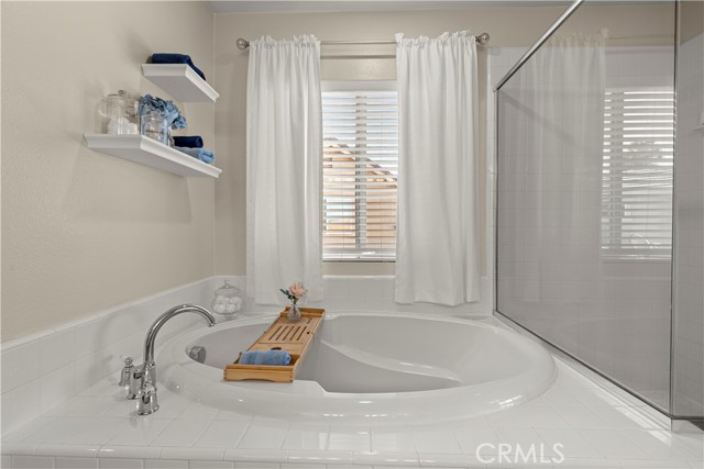 Image 27 of 42 For 26672 Mark Twain Court