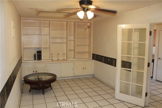 Detail Gallery Image 9 of 26 For 14549 Southwood Dr, Fontana,  CA 92337 - 3 Beds | 2 Baths