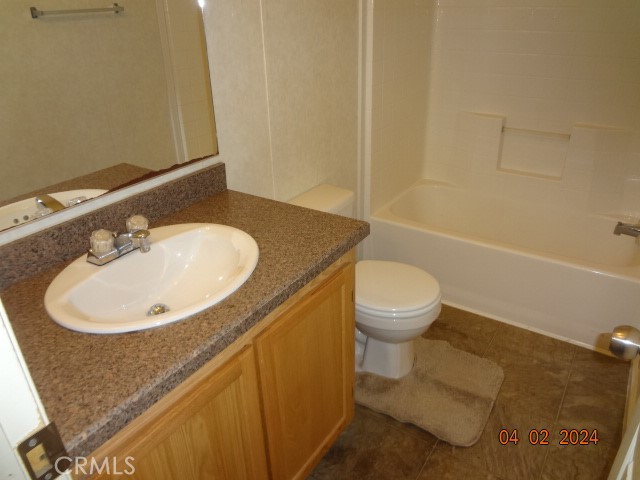 Detail Gallery Image 12 of 19 For 15687 38th Ave, Clearlake,  CA 95422 - 2 Beds | 1 Baths