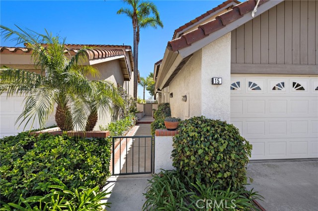 Detail Gallery Image 3 of 38 For 15 Milazzo, Irvine,  CA 92620 - 3 Beds | 2/1 Baths