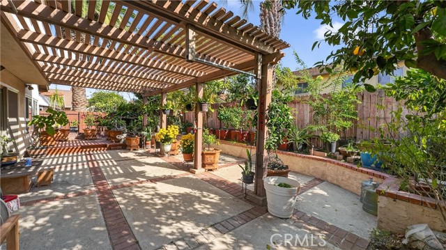 Detail Gallery Image 45 of 56 For 14272 Saarinen Ct, Irvine,  CA 92606 - 4 Beds | 2/1 Baths