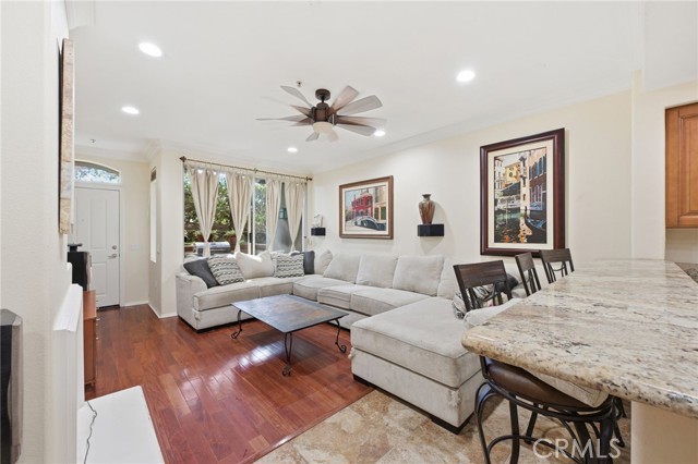 Detail Gallery Image 23 of 54 For 902 Solvay Aisle, Irvine,  CA 92606 - 2 Beds | 2 Baths