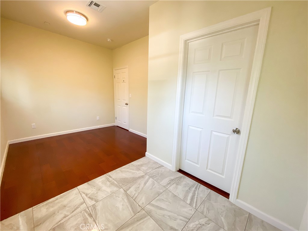 MLS #WS26138316 image #7