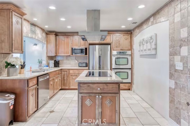 Detail Gallery Image 6 of 30 For 3436 W Sierra Avenue, Fresno,  CA 93711 - 4 Beds | 2 Baths