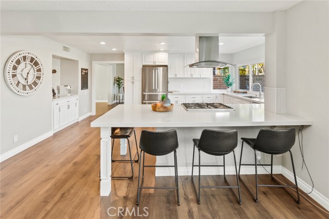 23382 Via Chiripa, Mission Viejo CA: https://media.crmls.org/medias/55339744-e2e7-4857-8e4a-7ede9de0f66d.jpg