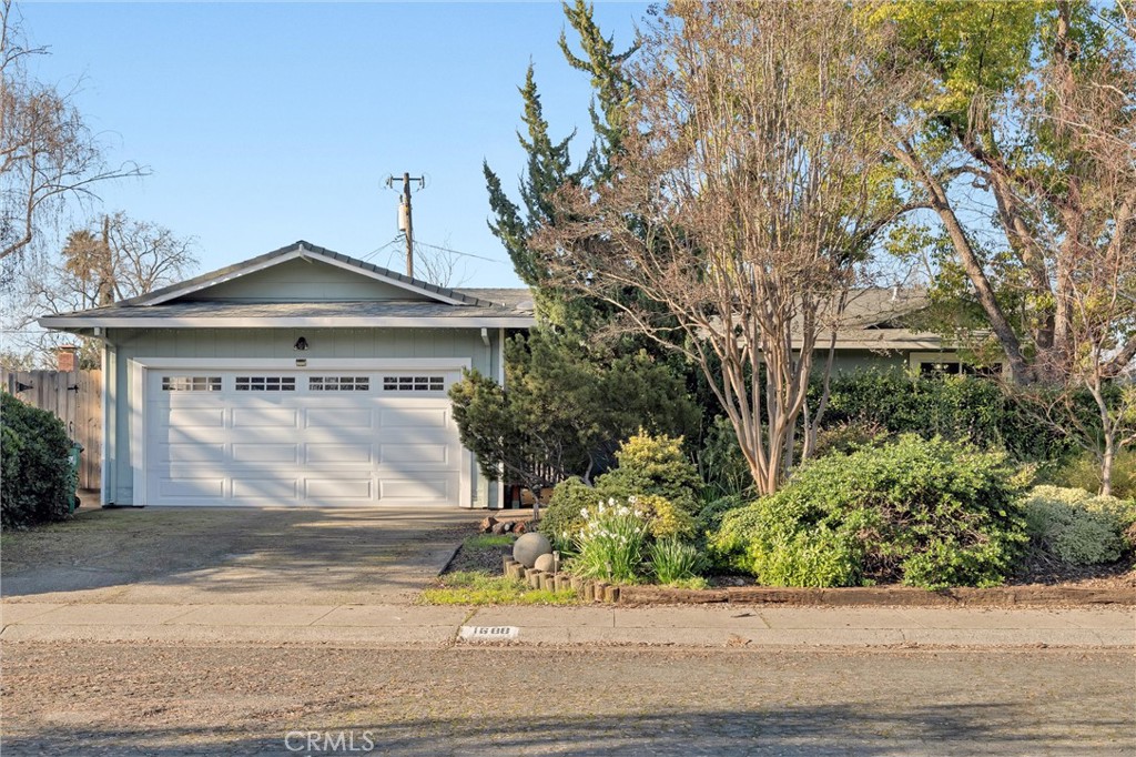 1688 Park View