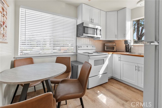1022 Leff Street, San Luis Obispo CA: https://media.crmls.org/medias/55342a98-94ff-4db0-8e41-a2bbbd9a69f1.jpg