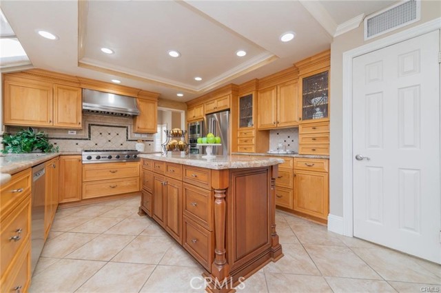 Detail Gallery Image 21 of 38 For 26941 Pembroke Ln, Lake Forest,  CA 92630 - 4 Beds | 3 Baths
