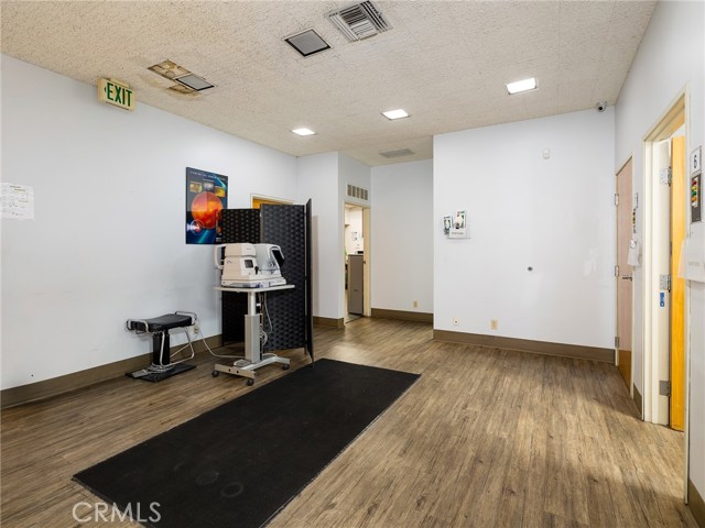 Image 16 of 39 For 571 7th Street