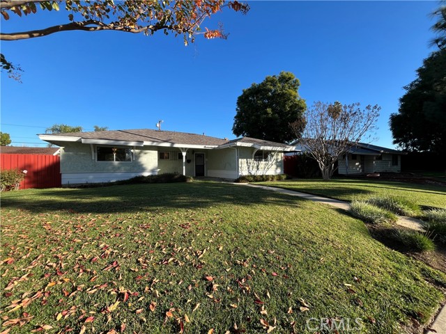 Detail Gallery Image 2 of 18 For 18735 Nordhoff, Northridge,  CA 91324 - 3 Beds | 2 Baths
