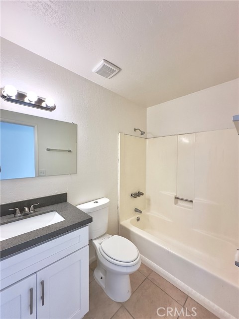 15967 Culver Road, Victorville CA: https://media.crmls.org/medias/55380dc6-44f1-4b51-afe6-92166241a5f2.jpg