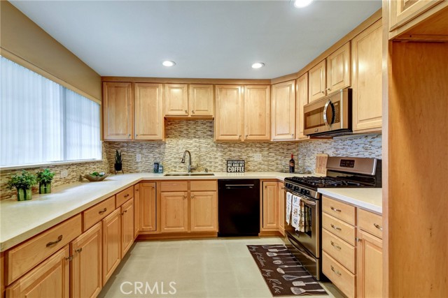2364 6th Street, La Verne CA: https://media.crmls.org/medias/5538de91-d692-40b9-b177-a6b52012c497.jpg
