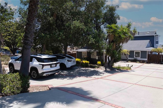 1950 Newport Avenue, Grover Beach CA: https://media.crmls.org/medias/5539ca71-e097-4f92-97ed-801fc771ac48.jpg
