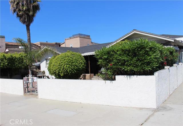 61 6th Street, Hermosa Beach, California 90254, 5 Bedrooms Bedrooms, ,4 BathroomsBathrooms,Residential,Sold,6th,SB16038481