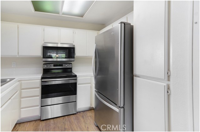 Detail Gallery Image 8 of 27 For 48 Corniche Dr #E,  Dana Point,  CA 92629 - 1 Beds | 1 Baths
