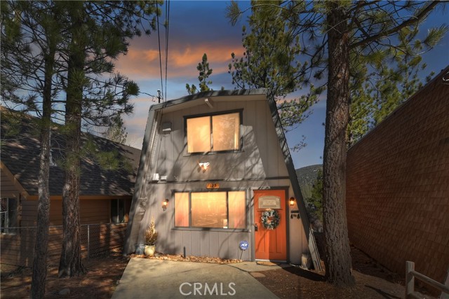 Detail Gallery Image 1 of 1 For 125 W Mojave Bld, Big Bear City,  CA 92314 - 2 Beds | 1 Baths