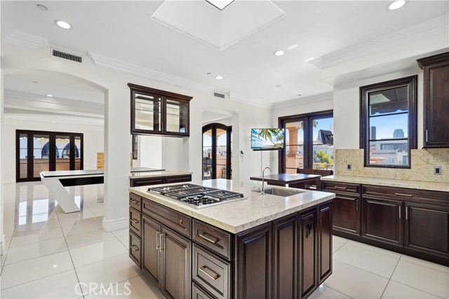 462 S Maple Drive, Beverly Hills CA: https://media.crmls.org/medias/553c5b97-0a9b-4b56-9728-88819bc72689.jpg