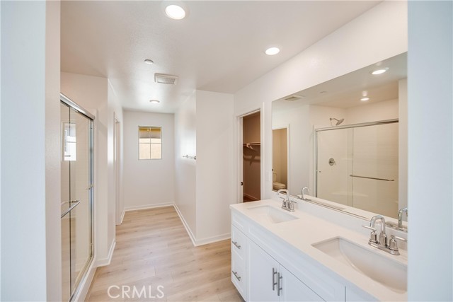 Detail Gallery Image 8 of 15 For 2265 Panama Dr, Corona,  CA 92883 - 5 Beds | 3/1 Baths