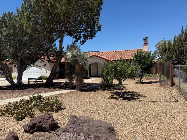 7390 Chase Avenue, Hesperia CA: https://media.crmls.org/medias/553cb186-1677-42dd-a9c7-689c587eefba.jpg