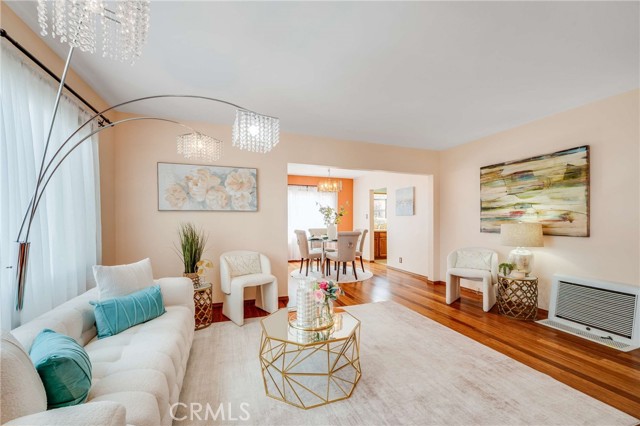 Detail Gallery Image 3 of 33 For 4335 Knoxville, Lakewood,  CA 90713 - 3 Beds | 2 Baths