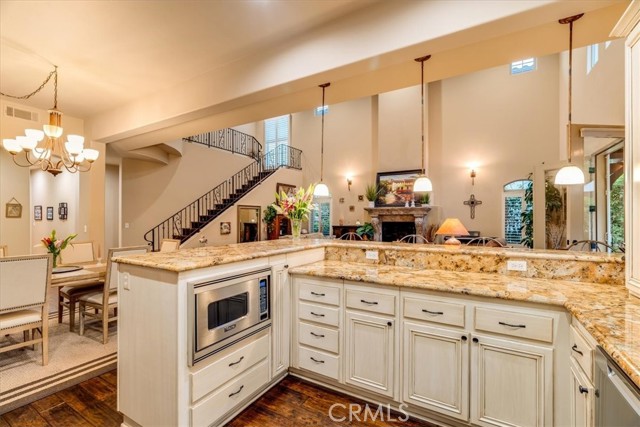 Detail Gallery Image 22 of 56 For 977 Jacqueline Pl, Nipomo,  CA 93444 - 3 Beds | 3 Baths
