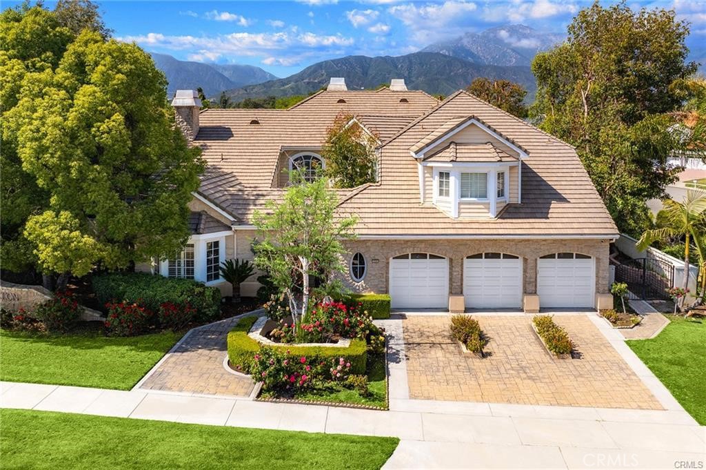 779 Coral Tree Way