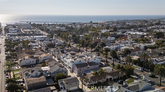 Detail Gallery Image 36 of 38 For 512 Marguerite Ave, Corona Del Mar,  CA 92625 - 3 Beds | 3/2 Baths