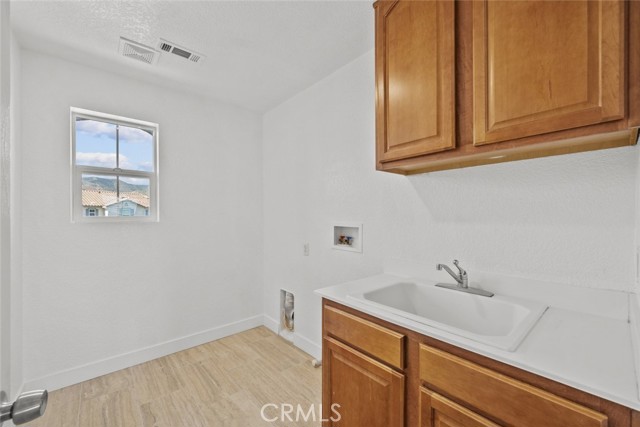Detail Gallery Image 34 of 41 For 2455 Delicious Ln, Palmdale,  CA 93551 - 4 Beds | 3 Baths