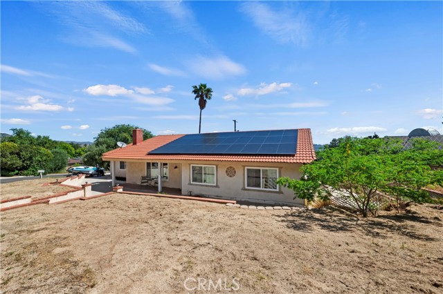 15160 Darnell Drive, Lake Elsinore CA: https://media.crmls.org/medias/553dc2a6-1be2-4c36-bd5a-761eb5dba02a.jpg