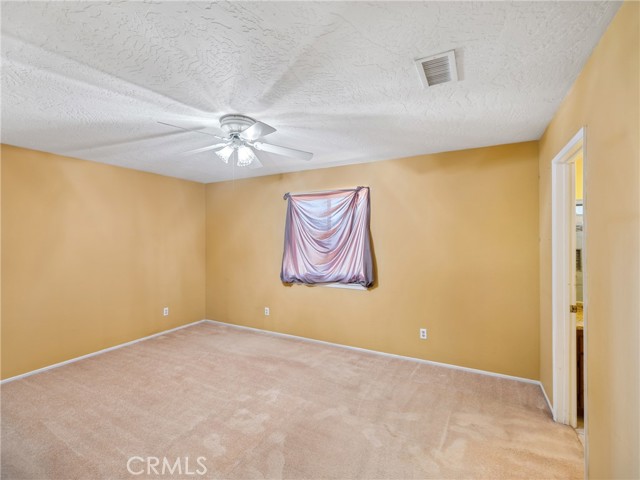 Detail Gallery Image 20 of 32 For 22620 Powhatan Rd, Apple Valley,  CA 92308 - 3 Beds | 2 Baths