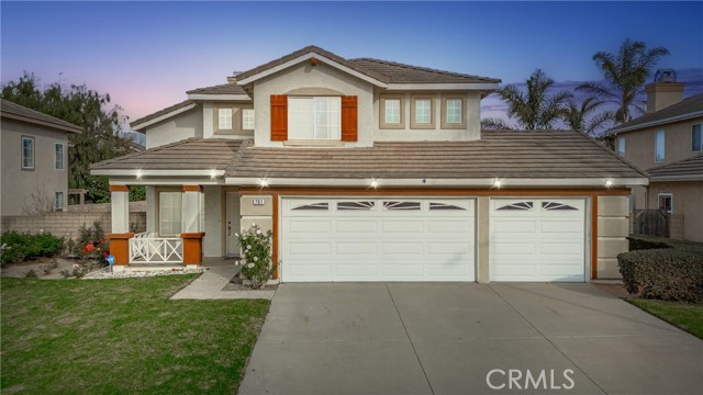 Detail Gallery Image 1 of 39 For 701 Caliente Way, Oxnard,  CA 93036 - 4 Beds | 2/1 Baths