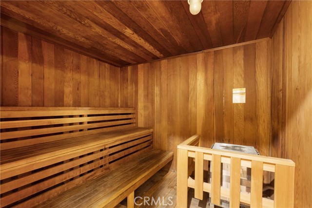 Detail Gallery Image 27 of 39 For 7890 E Spring St 13i,  Long Beach,  CA 90815 - 1 Beds | 1 Baths