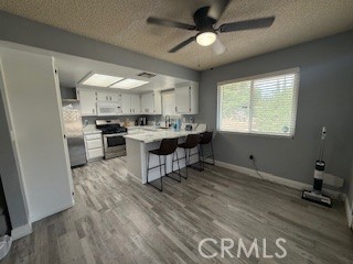 https://media.crmls.org/medias/553fd9aa-9a18-439a-a4e8-7cf7f00ecd4b.jpg?preset=X-Large