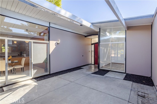 Detail Gallery Image 6 of 44 For 12719 Jimeno Ave, Granada Hills,  CA 91344 - 4 Beds | 2 Baths