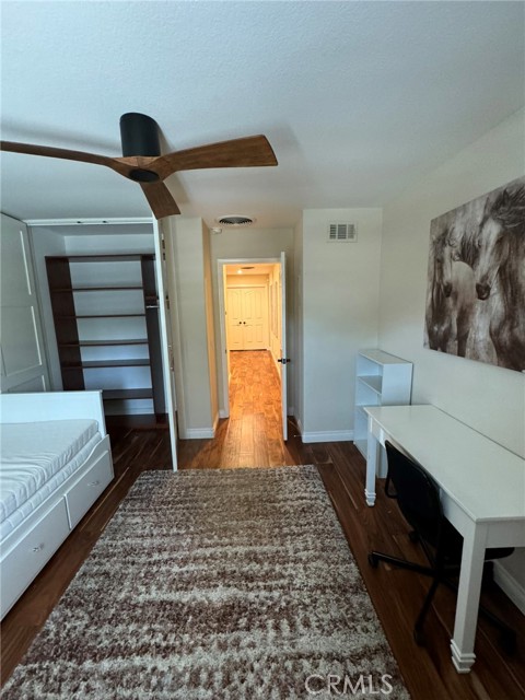 6 Lakeridge, Rancho Santa Margarita CA: https://media.crmls.org/medias/55408e9c-3907-4490-8209-65b7f8256210.jpg