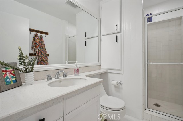 Detail Gallery Image 18 of 29 For 1021 Hill St #2,  Santa Monica,  CA 90405 - 2 Beds | 2 Baths